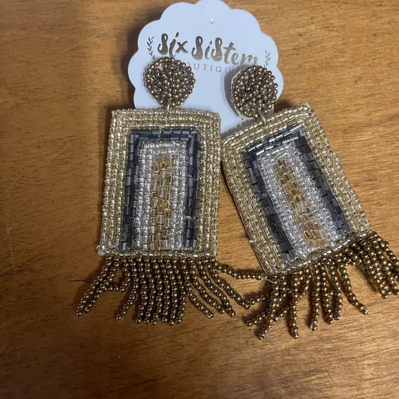 God, Silver, pewter beaded earrings. Pierced ears. BNWT - Picture 6 of 6